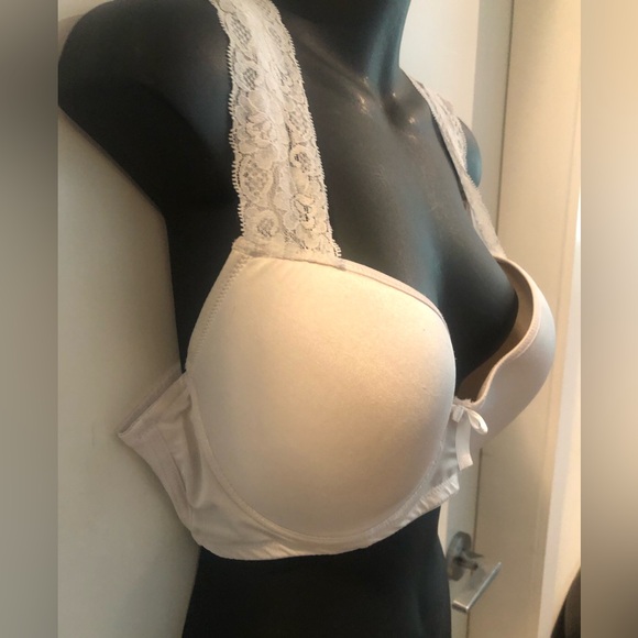 Angelina 42D - Picture 9 of 11